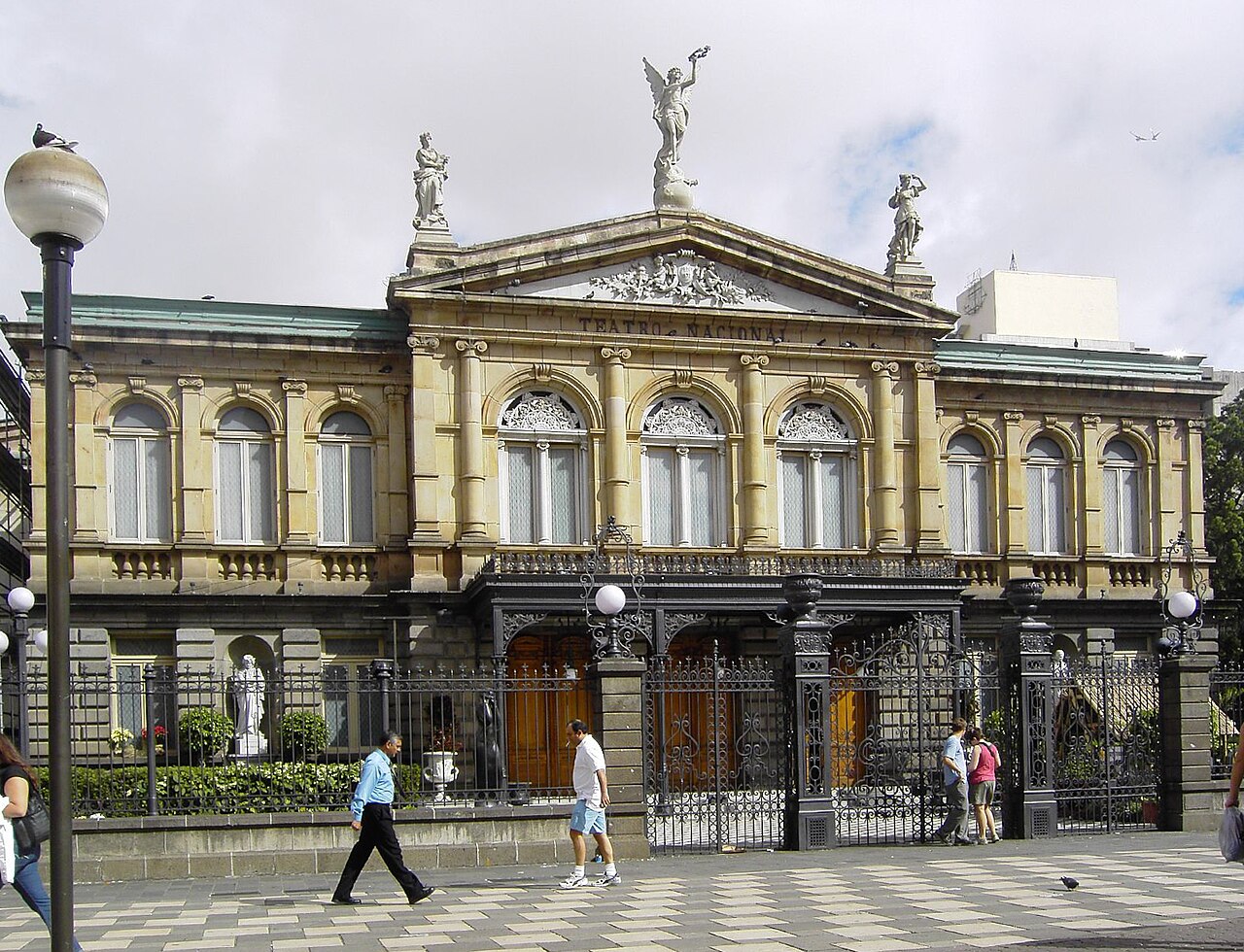 Teatro Nacional: un ícono de la cultura costarricense